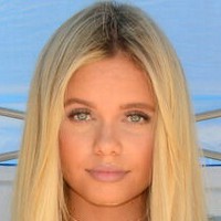 Alli Simpson