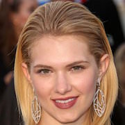 Claudia Lee