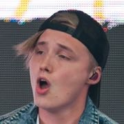 Isac Elliot