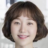 Lee Yoo-young