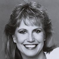 Leslie Charleson